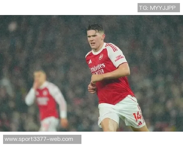 索尔斯克亚赞扬约克雷斯为团队型中锋展现出积极努力和聪明才智